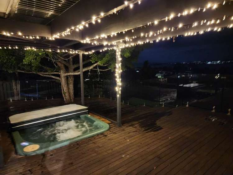 12a Beach Road Mellons Bay_22