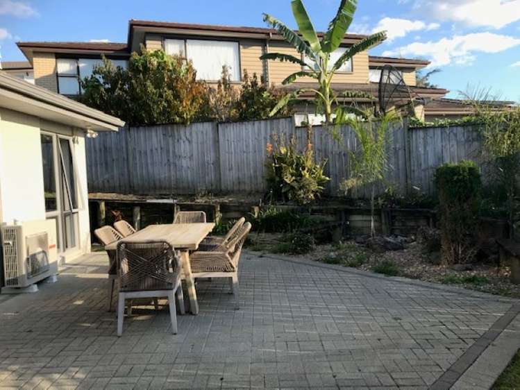 21 Woolaston Place Flat Bush_12