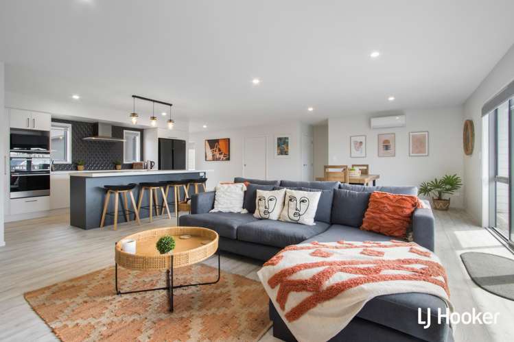 12 Anatere Rise Athenree_11