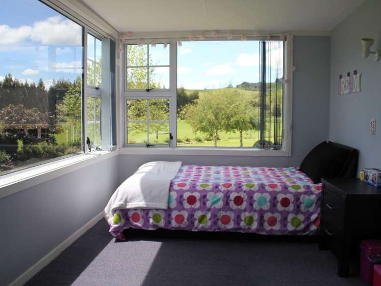 1089 Te Anau Mossburn Highway Te Anau Surrounds_18