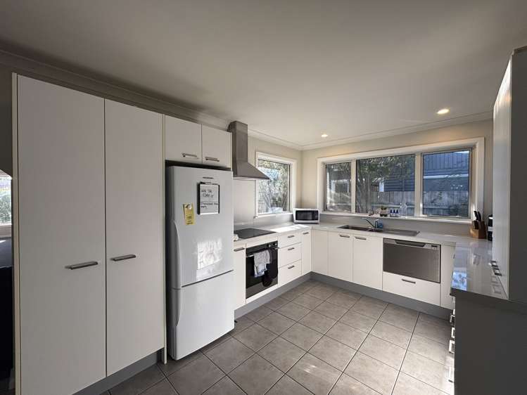 1/5 Bentley Street Russley_2