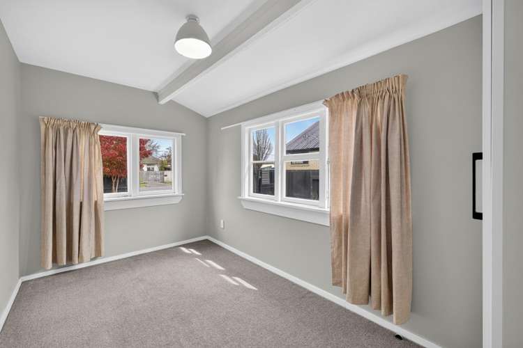 81 Wildberry Street Woolston_11