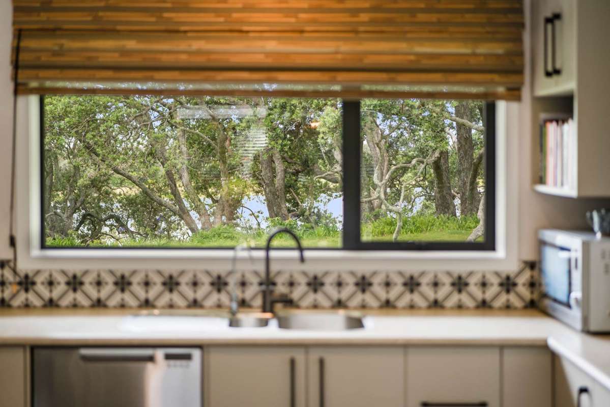 37 Pohutukawa Drive_5