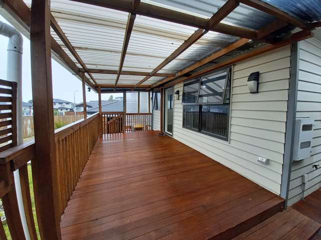 29 Charntay Avenue Clover Park_2