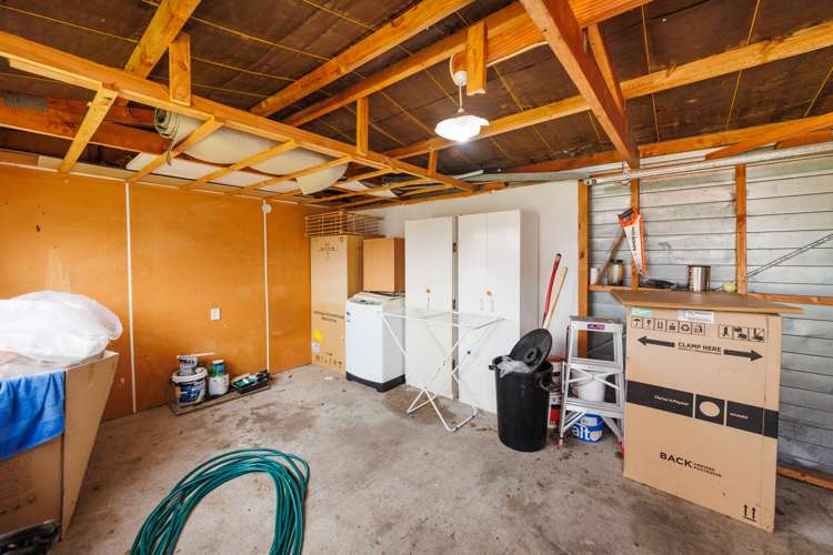 194 Ferguson Street West End_15