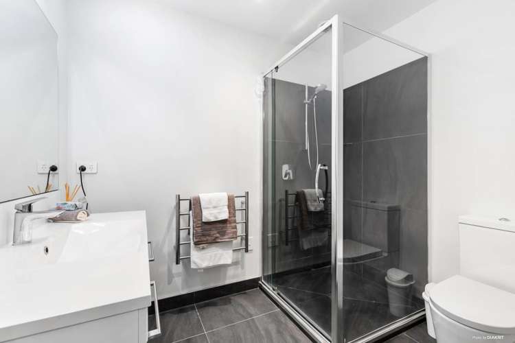 11 Watermill Lane Silverdale_13