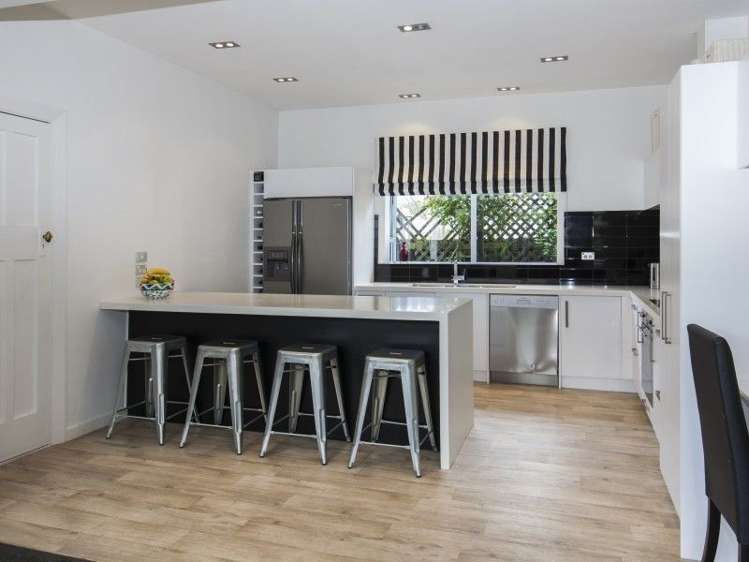 26 Roosevelt Avenue Saint Albans_10