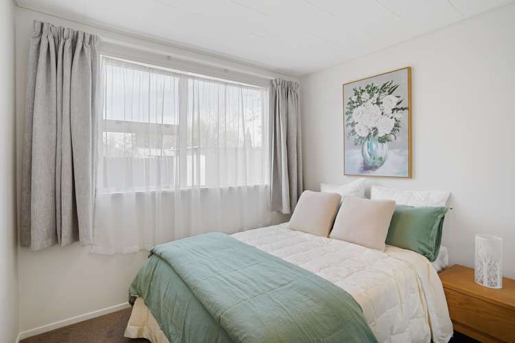 66b Main North Road Woodend_13