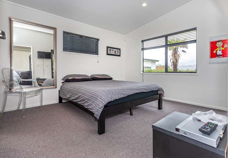 146 Ocean Beach Road Tairua_9
