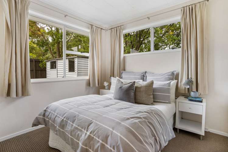 14 Fairdale Place Birkdale_6