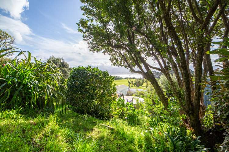 72 Lake Ferry Road Lake Ferry_12