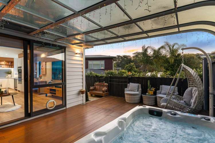 680b Beach Road Browns Bay_1