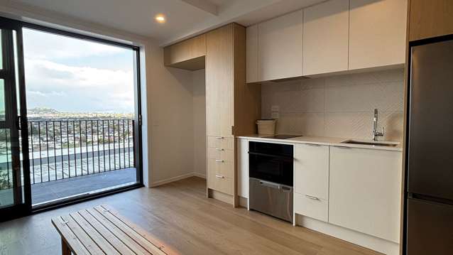 805/2B Te Ara Taurapa Point Chevalier_4