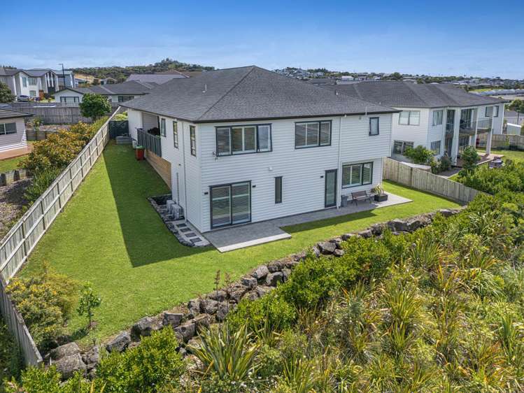 2 Bine Crescent Orewa_25