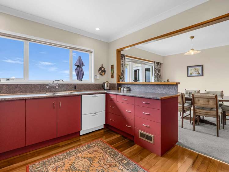 30 Russell Crescent Western Heights_8