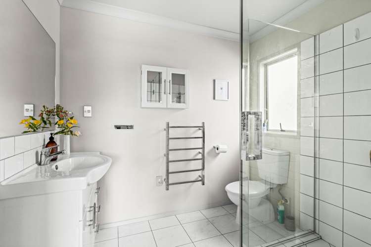 19 Pania Place Poraiti_11