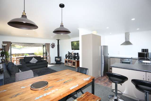 11b De Lautour Road Kaiti_4