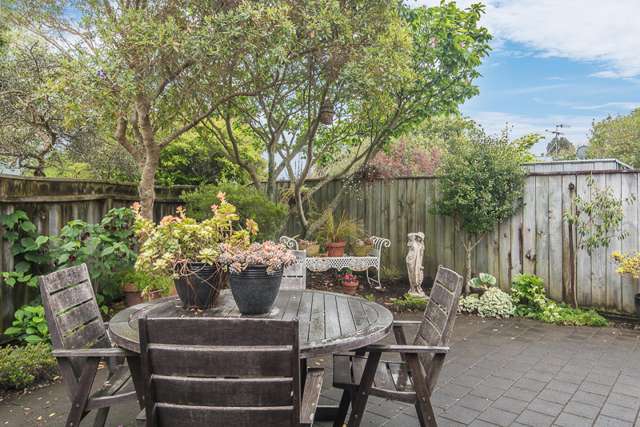 6 Fleetwood Grove Waikanae_2