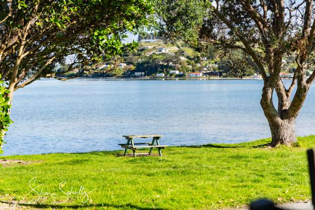 6 The Strand Whakapirau_1