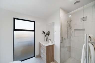 2/25 Allard Street_4