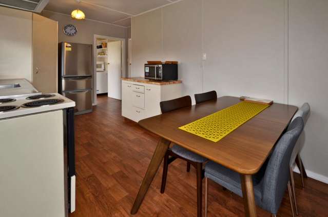 17 De Havilland Street Hornby_2