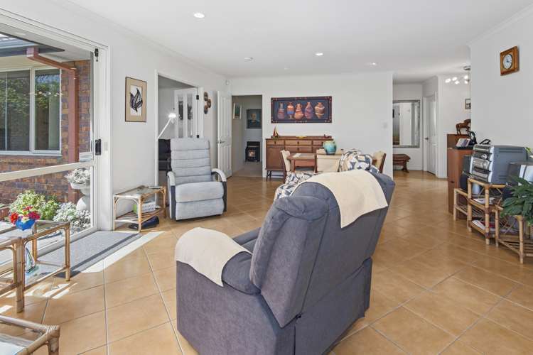 5 Conifer Grove Kamo_5