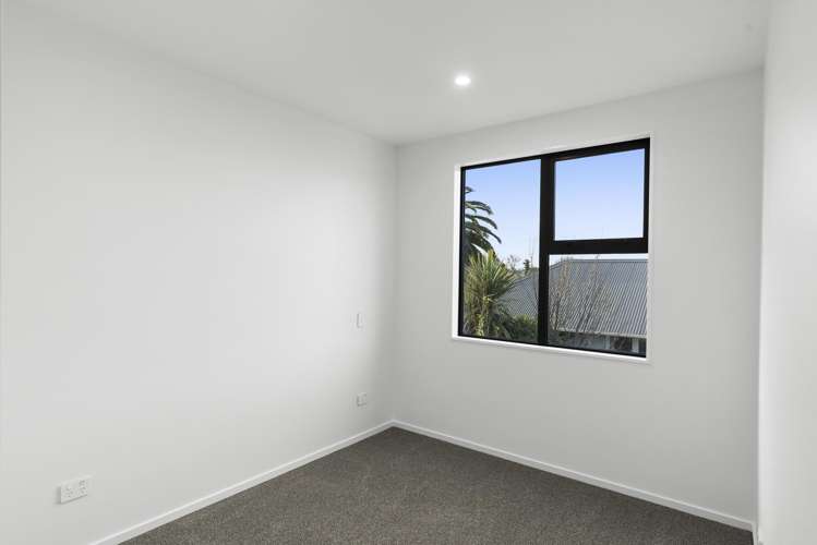 2/15 Tralee Place Bishopdale_6