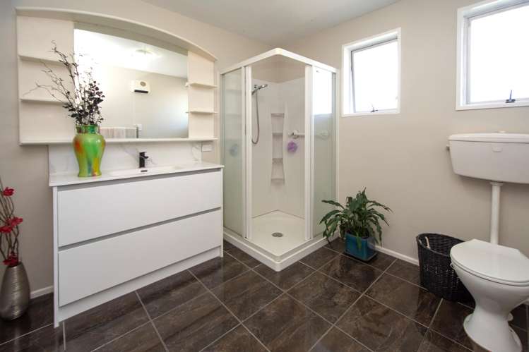 20 Leonie Place_10