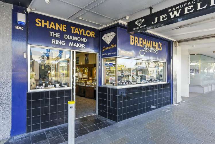 167-169 Oxford Street Levin_18