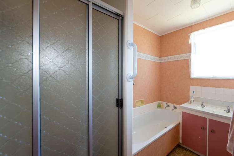 2/27 Ranfurly Street_5