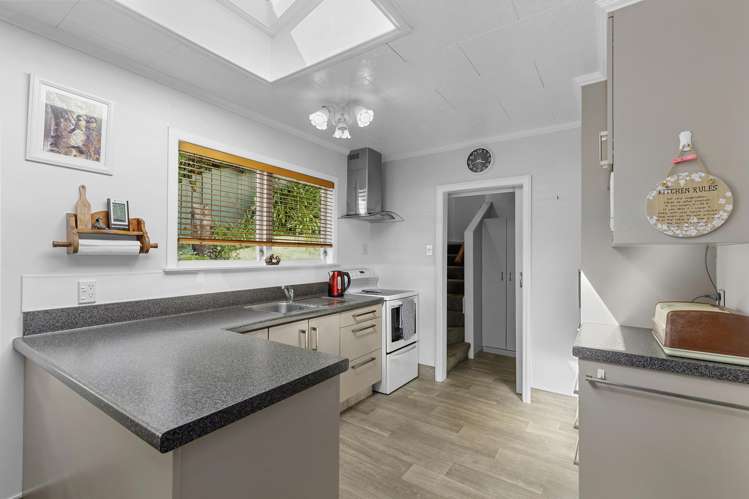 539 Stokes Valley Road Stokes Valley_11