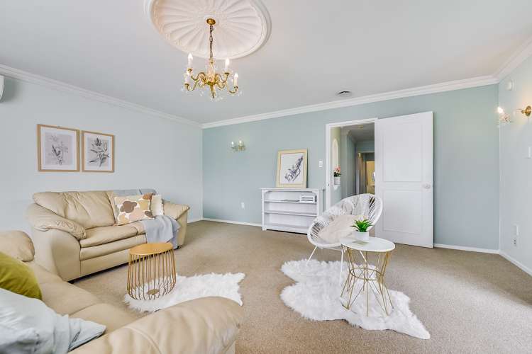 11 Sandalwood Drive Dinsdale_6