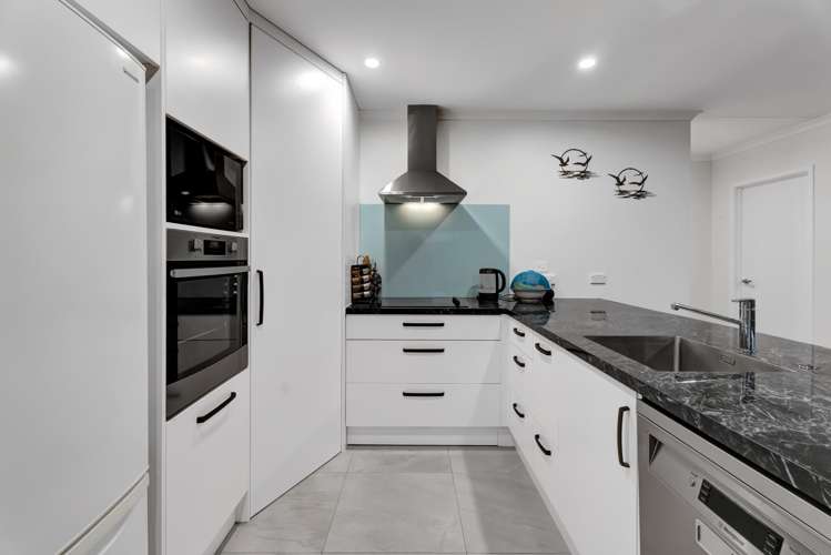 64 Aratapu Street_2