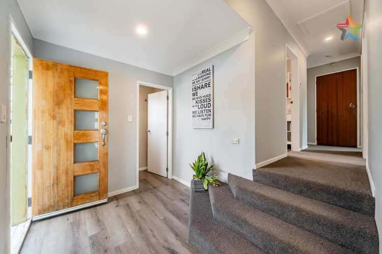 12 Waipuna Grove Stokes Valley_11