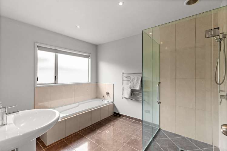 7 Malbec Way Greenmeadows_20