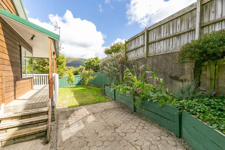 21a Mexted Terrace Tawa_19