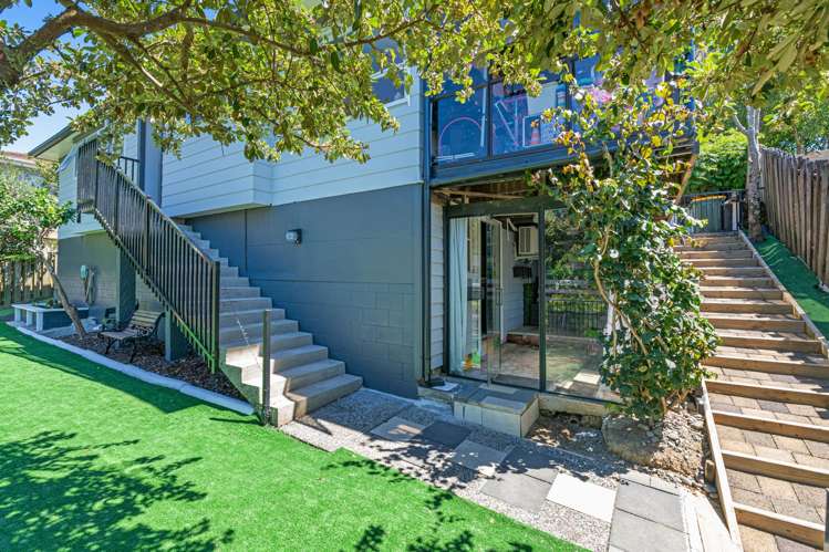 12 Airey Place Torbay_18