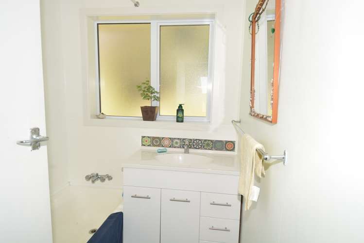 10 Elizabeth Street Bluff_13