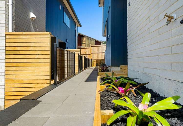 16 Mataura Place Clover Park_4