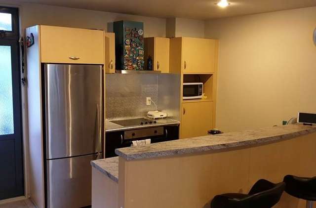 60/8 Soljak Place Mount Albert_1