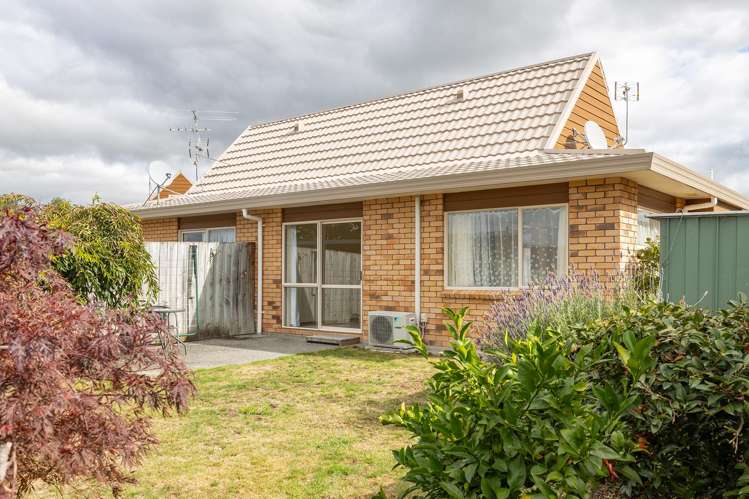 33/2 William Donald Drive Masterton_1
