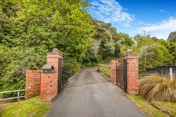 42 & 44 Crown Street North East Valley_33