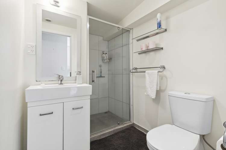 10/35 Torrens Terrace Mount Cook_6