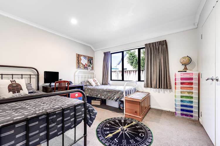 7 Roderick Place Rototuna_9