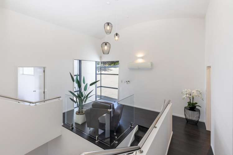 8 Valley View St Andrews Hill_15