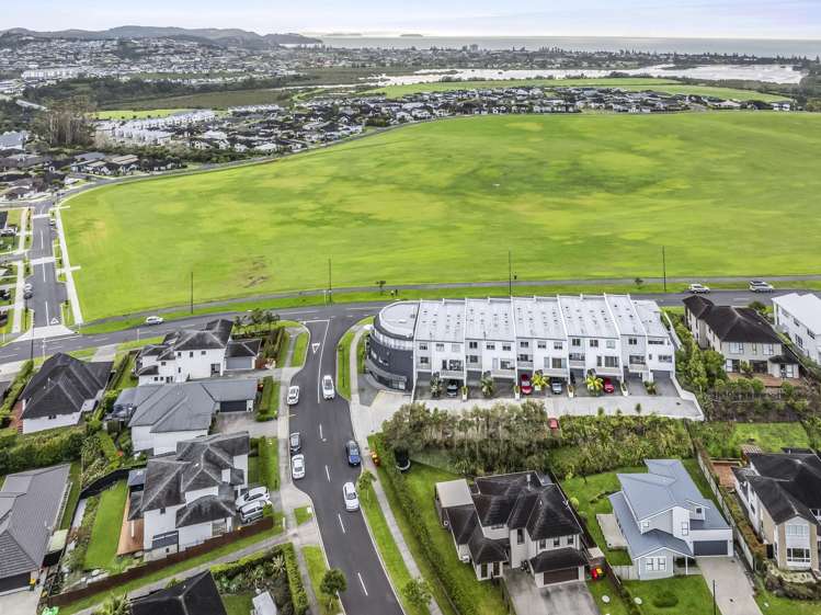 1 Arbors Track Silverdale_14