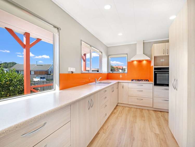 10 Taonui Street Waitarere Beach_7