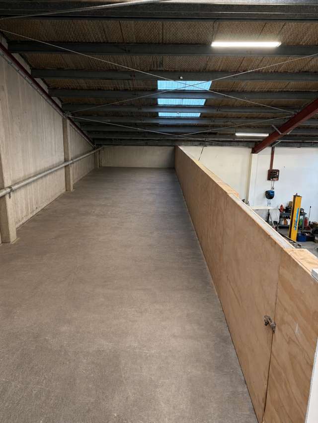 7 Atom Lane Woolston_3