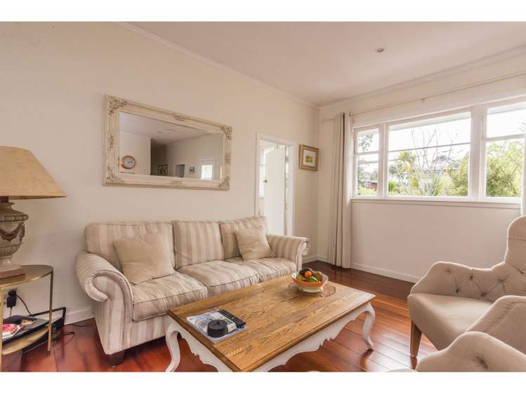 98 Atkinson Road Titirangi_5