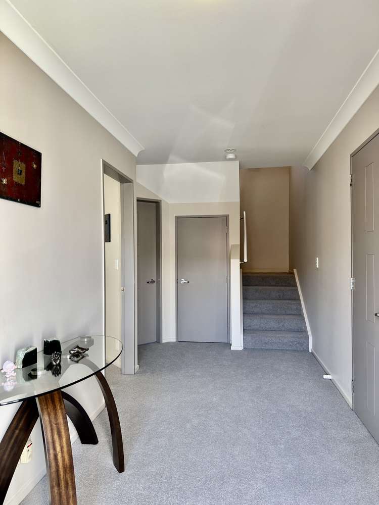 20a Gifford Grove Churton Park_26